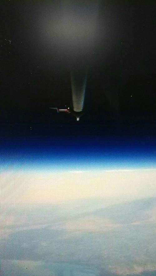 我国这款无人机，仅靠太阳能就能飞数月