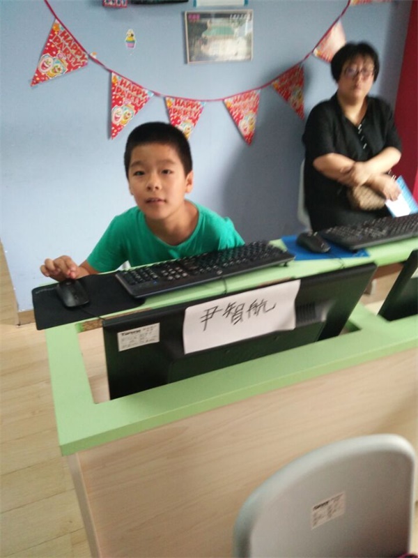 山东青岛CBD校区：少儿编程体验课开班盛况