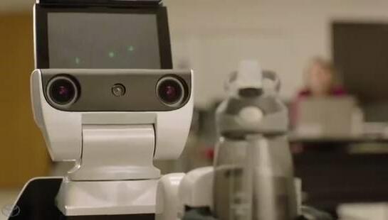 丰田测试家用机器人 帮残疾人解决最后一公里的问题