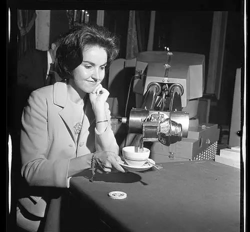 纪念 | “机器人之父”恩格尔伯格诞辰