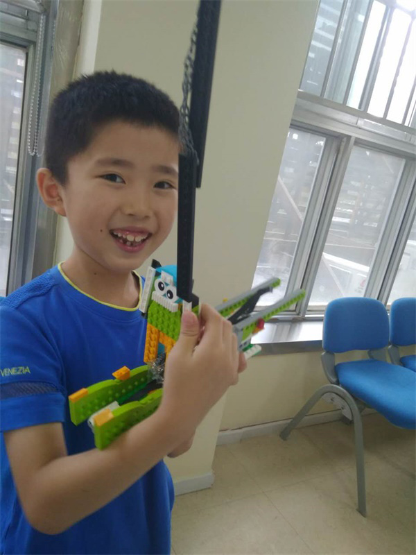 北京大钟寺校区：智能机器人编程乐高EV3体验课