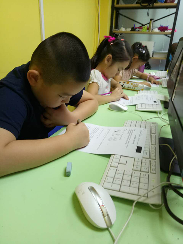北京大钟寺校区：编程数学体验课开班盛况