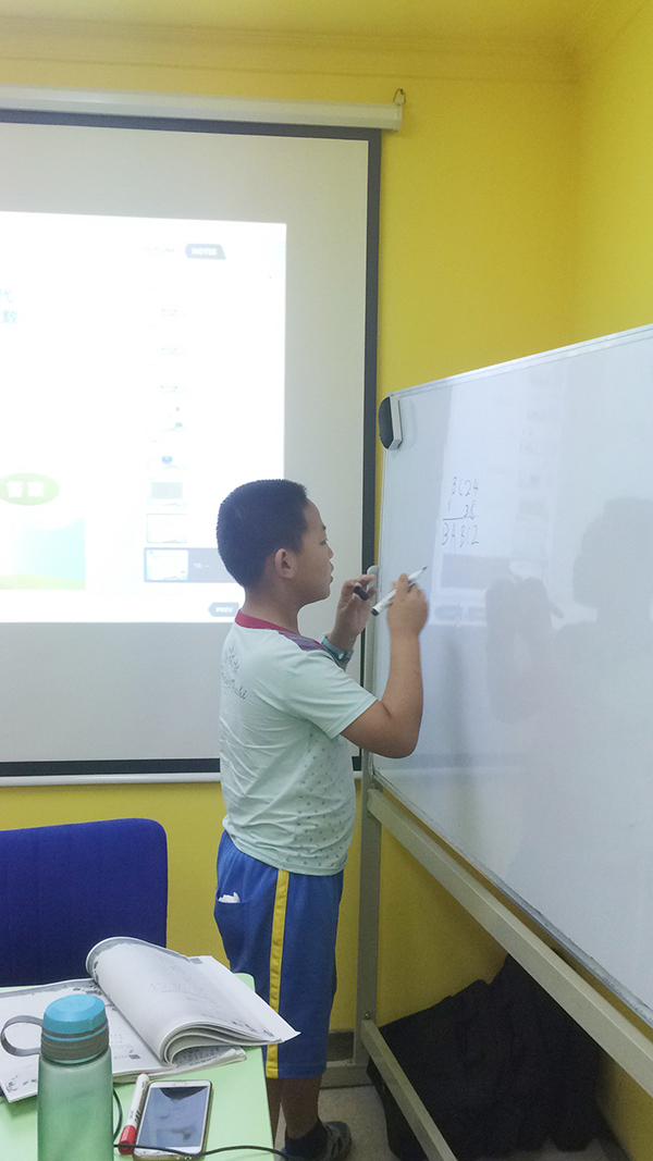 北京大钟寺校区：编程数学体验课开班盛况