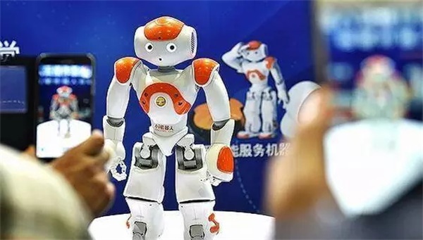 人工智能 | 在这场人工智能“战争”中，这些国家都在做些什么？