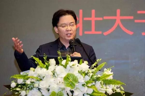 达人达己 聚力共赢| 2017-2018 达内2018年大型企业订单洽谈会召开，童程童美闪亮压轴