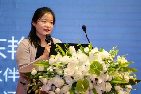 达人达己 聚力共赢| 2017-2018 达内2018年大型企业订单洽谈会召开，童程童美闪亮压轴