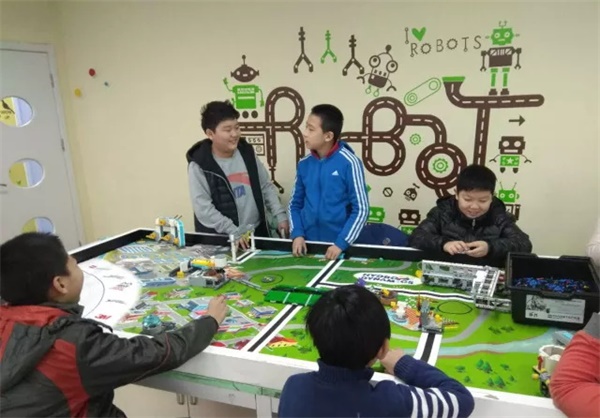 达内童程童美202018年FLL工程挑战赛集训火热进行中！