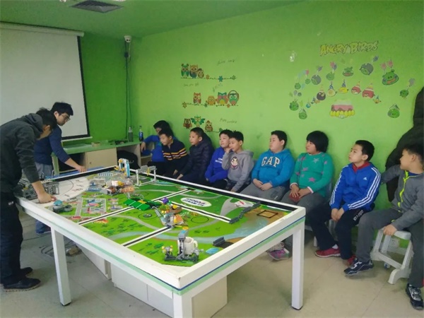 达内童程童美202018年FLL工程挑战赛集训火热进行中！