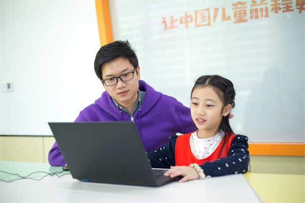 童程童美以公益助推中国青少儿编程教育
