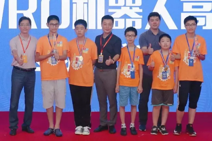 【WRO达内赛】全国机器人小达人齐聚清华，规模创童程童美历史之最！