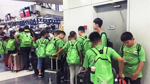 在哈佛学编程，住美国Homestay，牛娃们开挂的暑假我也想要！