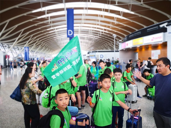 在哈佛学编程，住美国Homestay，牛娃们开挂的暑假我也想要！