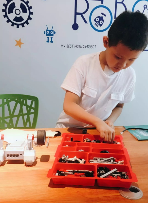 童程童美唐山爱琴海校区即将盛大开业，六重豪礼免费送哦！