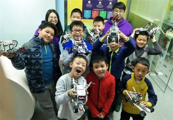 用服务为品牌发声 童程童美“优质服务月”即日启航