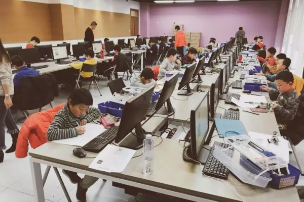 【通知】2018全国青少年机器人技术等级考试圆满落幕 成绩即将揭晓