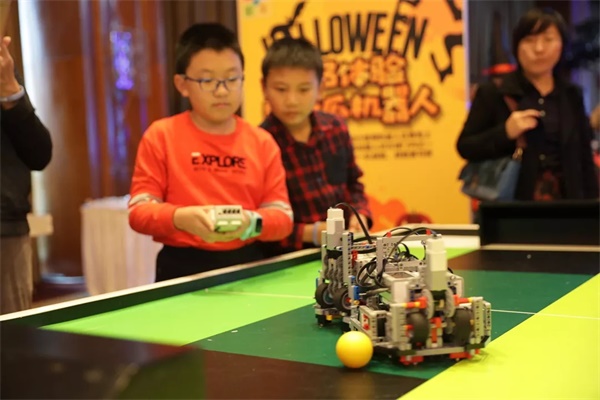 【童程童美】2019CODE向前的力量有趣有料的元旦攻略火爆来袭