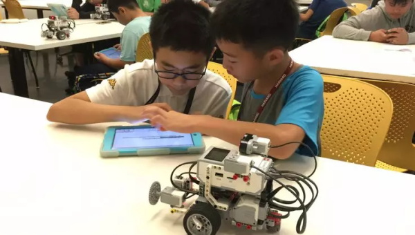 春节还能这么过 ▏童程童美2019寒假高端编程研学营全球启航