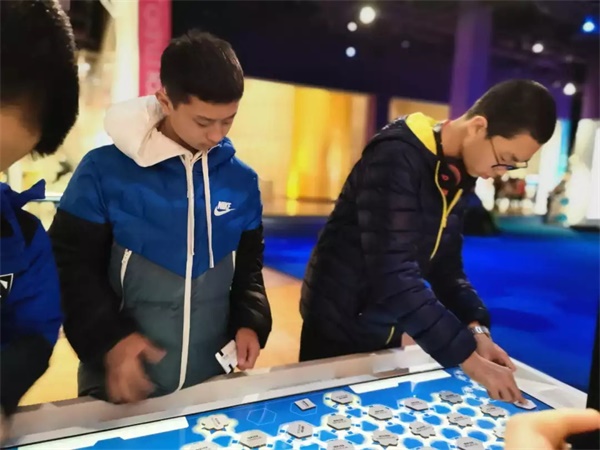 在世界顶级名校斯坦福大学学编程，让孩子走在国际教育的前沿