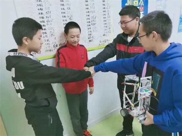 2019 RoboRAVE国际教育机器人大会亚洲分会童程童美专场即将拉开帷幕！