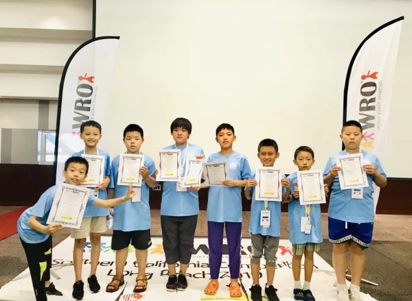 逐梦前行，载誉而归：童程童美队包揽2019WRO南加州赛冠亚军！