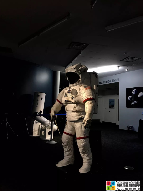 逐梦前行，载誉而归：童程童美队包揽2019WRO南加州赛冠亚军！