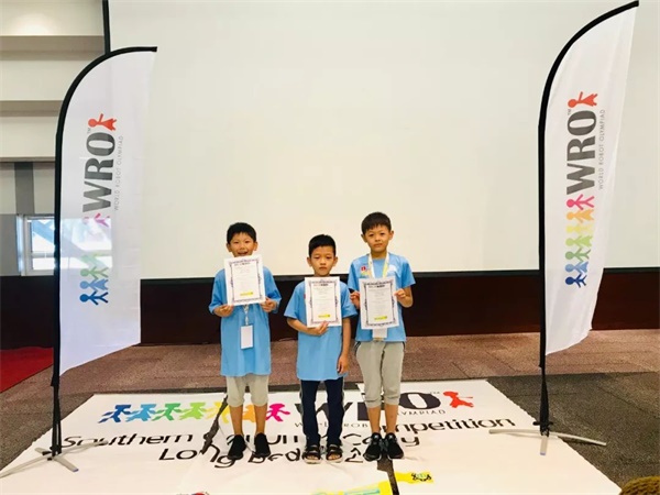 跨国交流，童程童美学员登上中国驻洛杉矶总领馆官网头条！