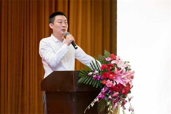 达内教育集团高级副总裁齐一楠先生代表大赛主办方向所有到场的嘉宾